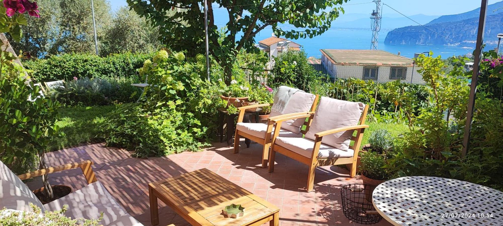 Lally'S Garden Acomodação com café da manhã Sorrento Exterior foto